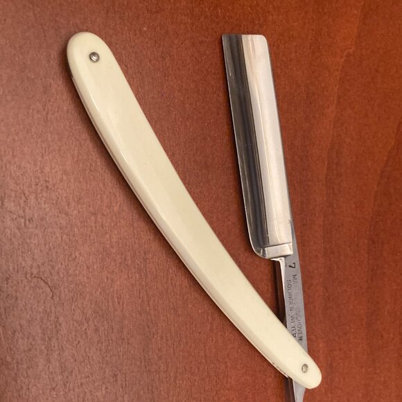 Antique Straight Razor (Germany) - Picture 5 of 8